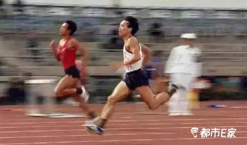 苏炳添百米国际大赛最好成绩,苏炳添百米夺冠看的人热血沸腾