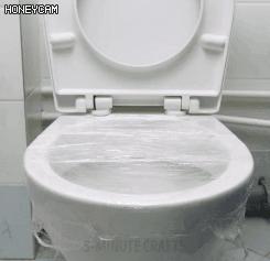 马桶堵保鲜膜怎么疏通,马桶堵了怎么用保鲜膜