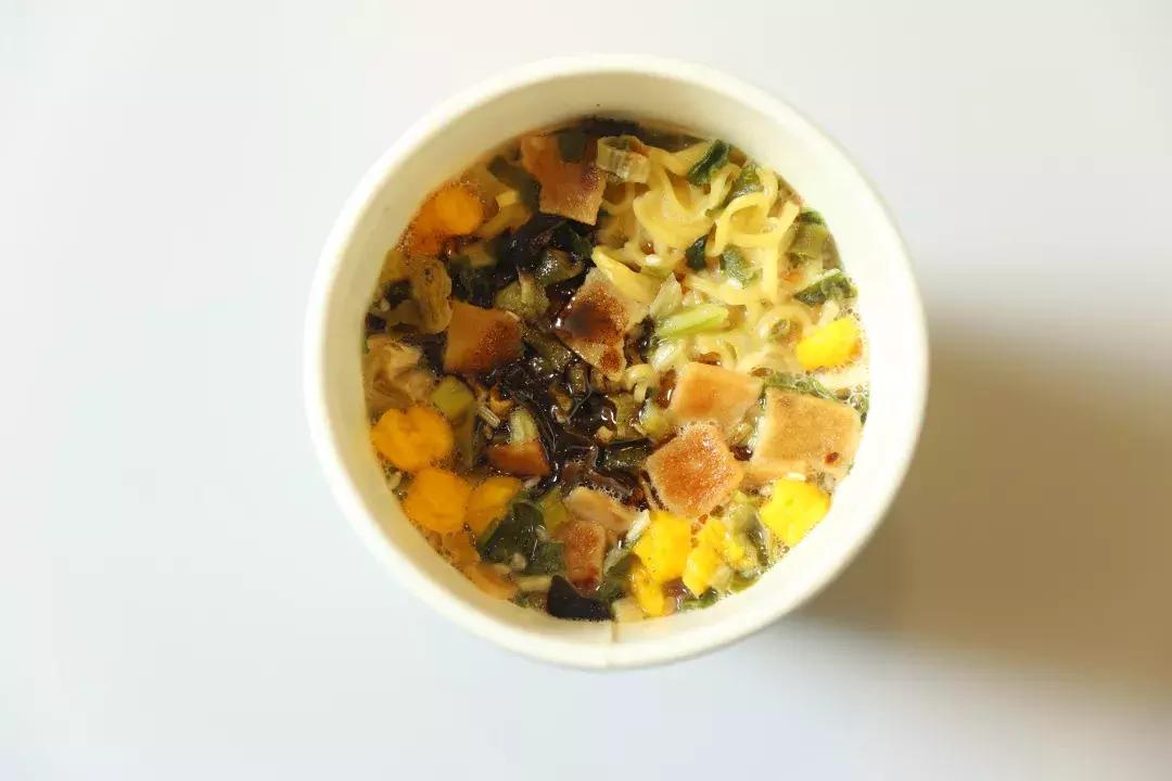 白象蟹黄拌面杯面方便面,十种方便面测评