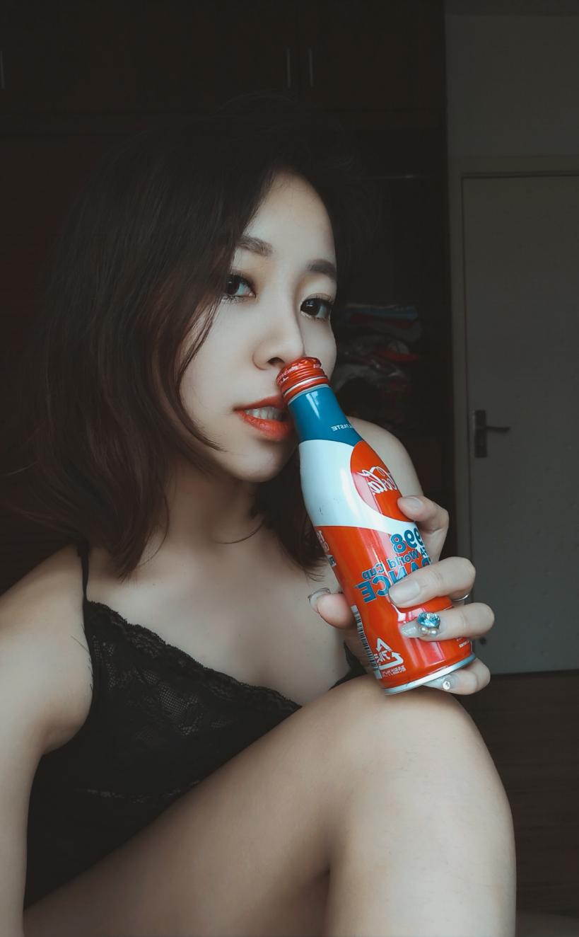 为什么越来越多的女孩子喜欢美图手机，看完天猫的买家秀我知道了