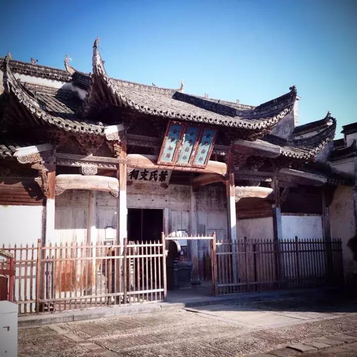 走进徽派建筑,走进黟县县城