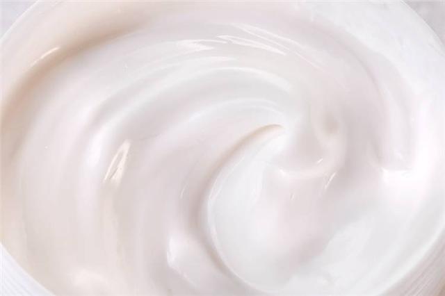 波兰山羊奶滋润修护面霜,保湿山羊奶