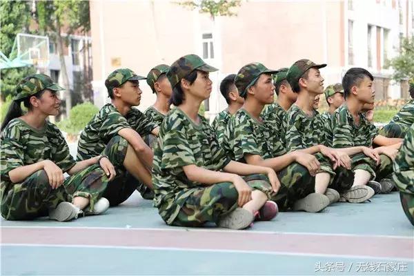 石家庄学校军训视频,27中学校石家庄军训