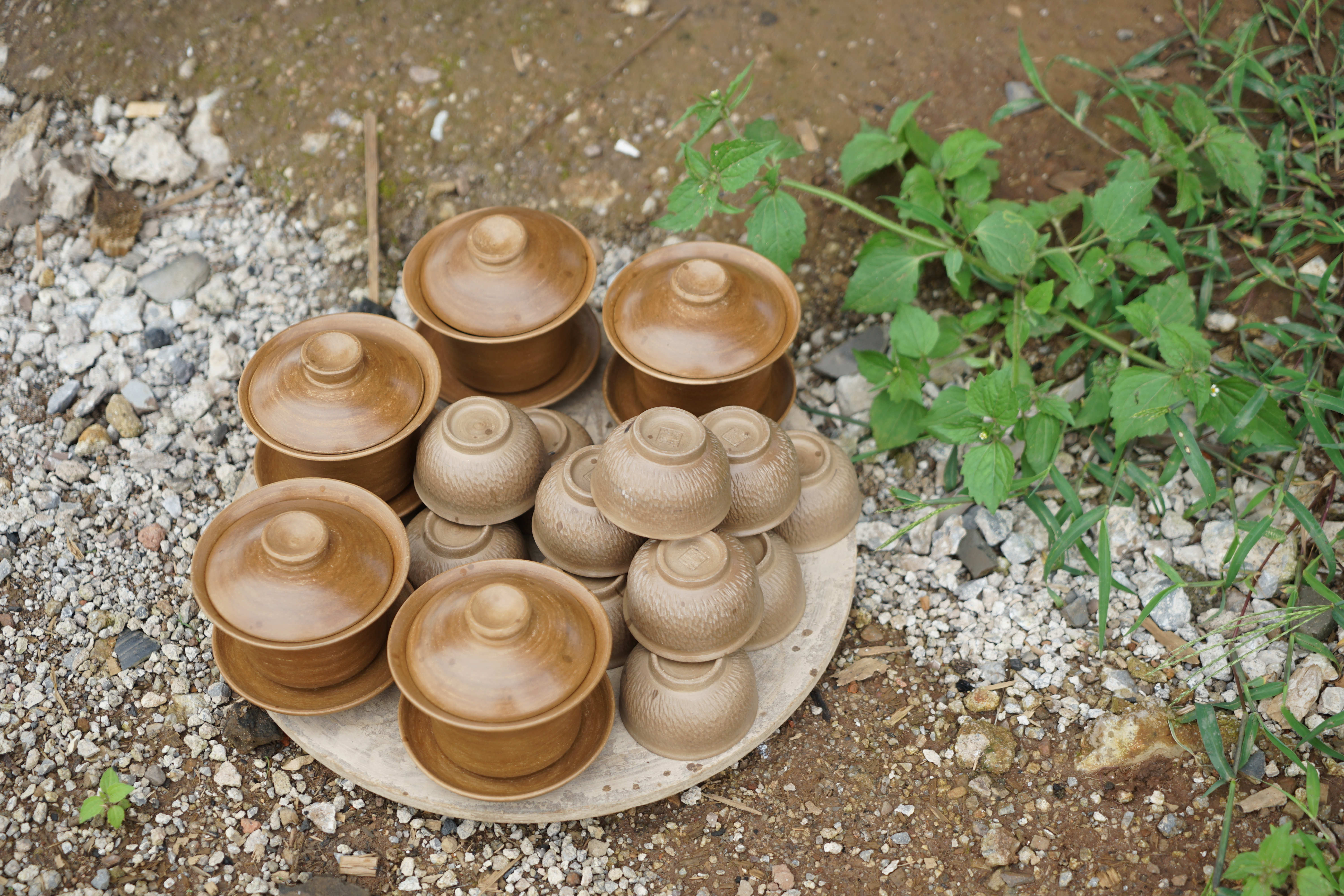 黑陶的前世今生：5000年古文明技艺把泥土炼成“黑金”