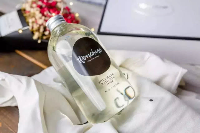 六款超好闻又留香持久的沐浴露,既能美白香味又好闻的平价沐浴露