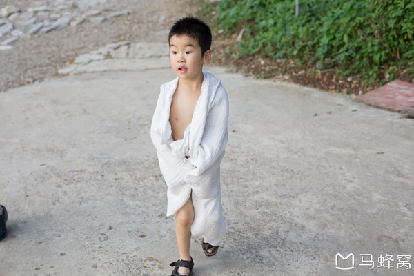 六小爷,六小爷唱的歌