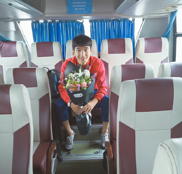 人称“小梅西”的足球天才，被父吹嘘骄傲自满，如今沦为中乙替补