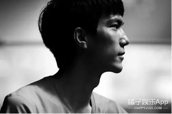 吴彦祖跳高完整版,陈伟霆吴彦祖撞脸