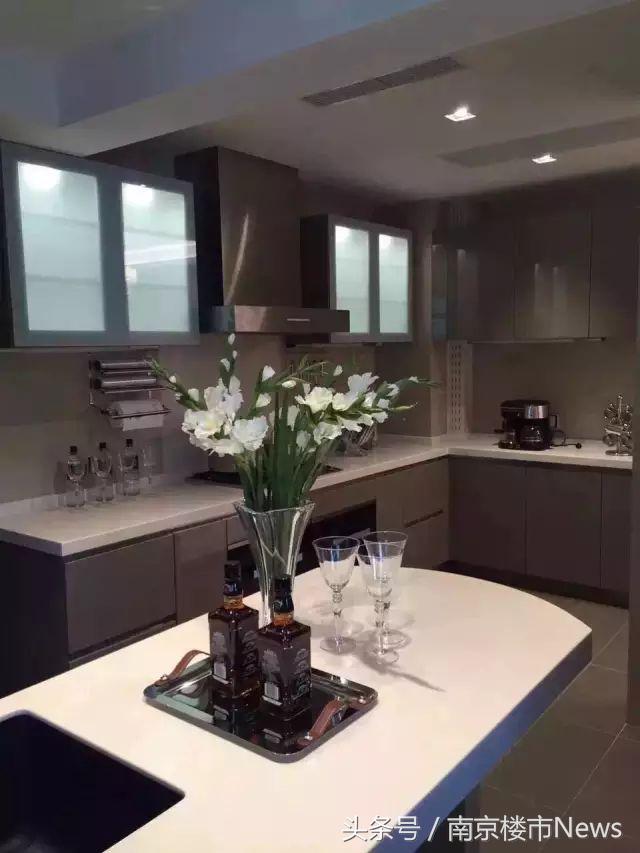 刚刚，城中千万级豪宅时隔2年终于领销许，房价基本没涨