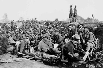 美军士兵识别牌为何叫狗牌,美军脖子上挂的是什么