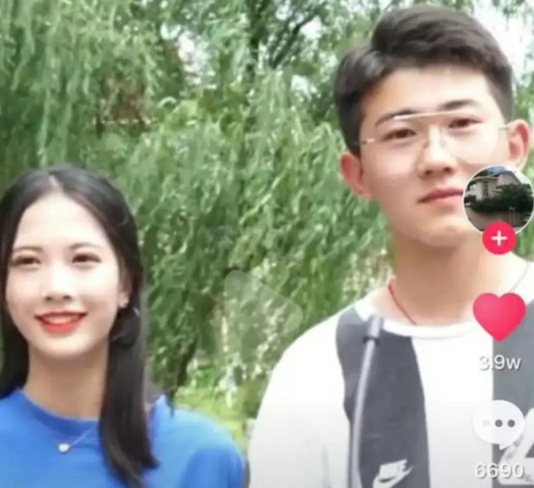 抖音四川成都小甜甜,拜金女小甜甜