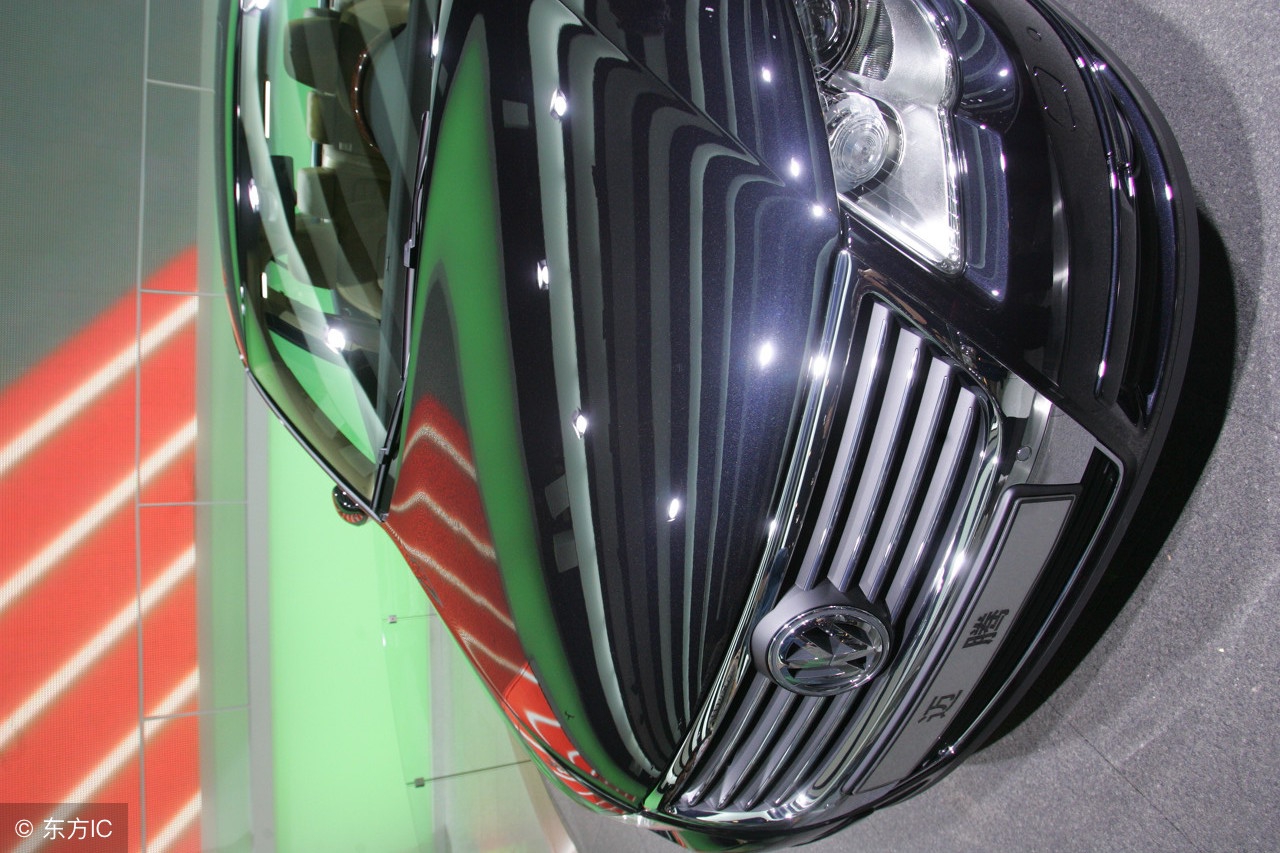 13年迈腾1.8t豪华版现在值得买吗,17年迈腾1.8t豪华版二手车多少钱