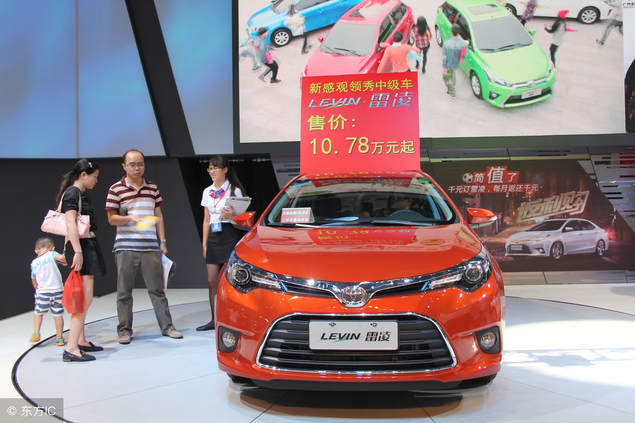 13年迈腾1.8t豪华版现在值得买吗,17年迈腾1.8t豪华版二手车多少钱