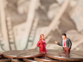 本月发现上月发票错误怎么办,上个月的发票打错字了怎么办