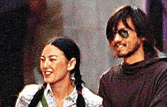 全裸拍写真，还撩倒过周星驰，48岁的她性感炸了！