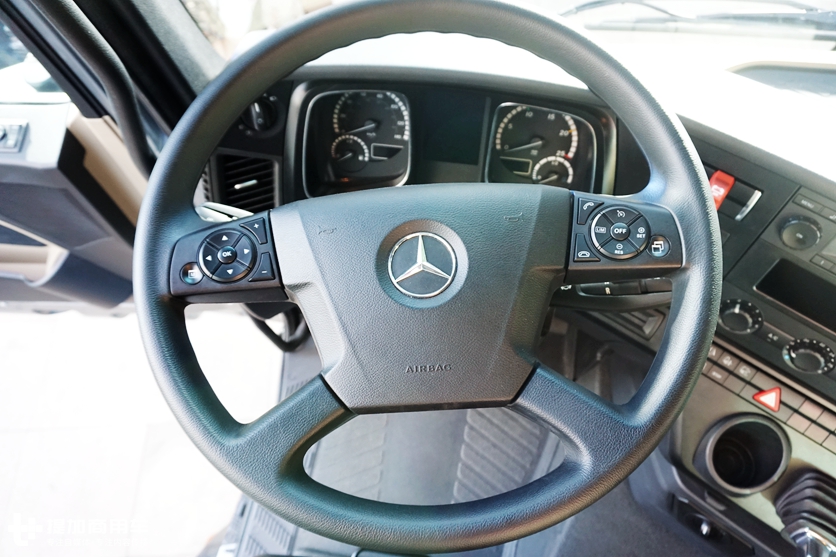 不止是面子，为何开大奔能让人自豪？通过奔驰卡车告诉您背后原因