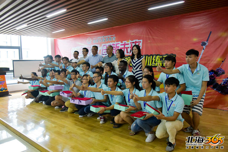 自制智能无人驾驶车,无人车远程操控制作