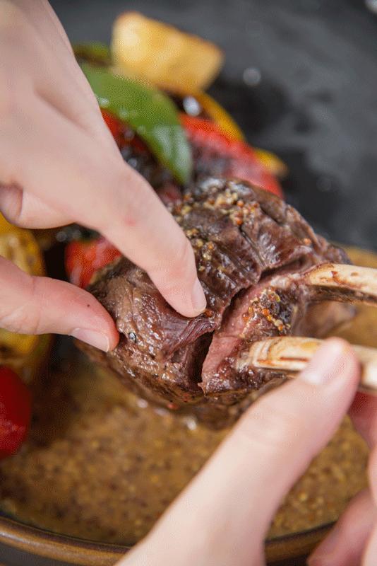 喜提新店等待开业,喜提巧克力