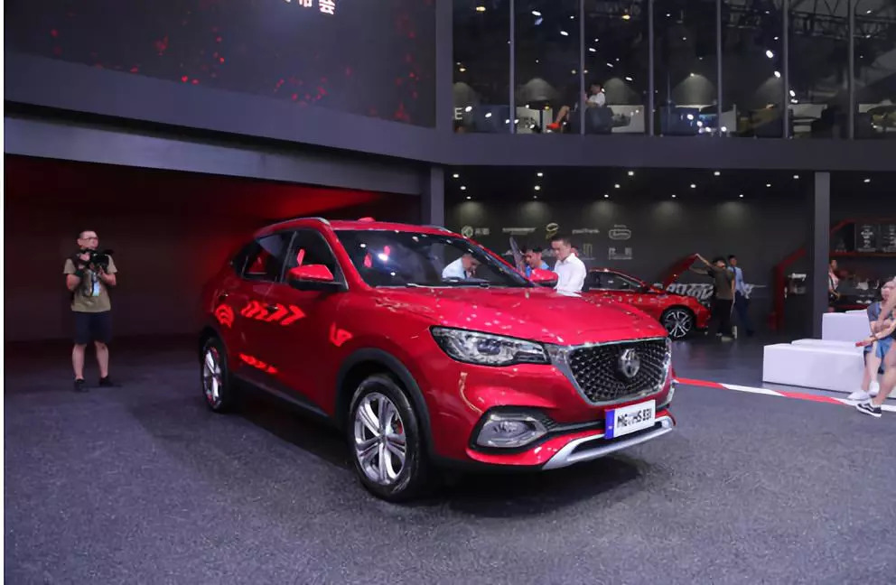 名爵hs2.0t燃情版价格,名爵hs正式上市售价11.98万起