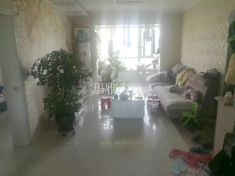 石河子精装修房出售,石河子房源三室一厅