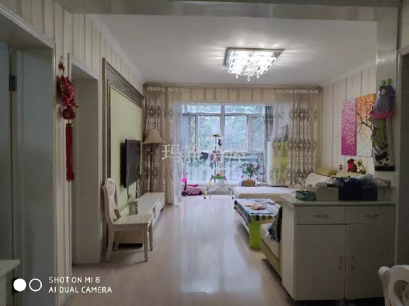 石河子精装修房出售,石河子房源三室一厅