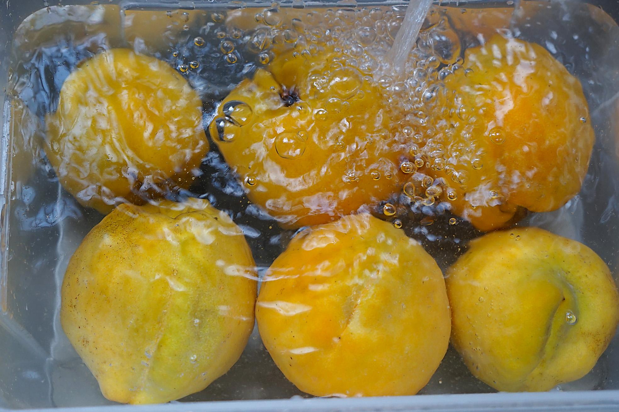 黄桃能放软吗怎么吃,大黄桃怎么样增加甜度