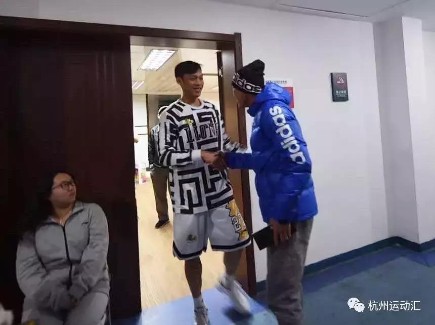 陈柏良当年多火,亚泰陈柏良近况