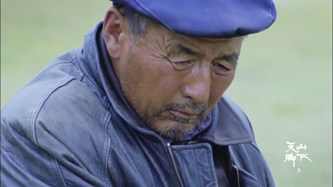 忘记那些不堪回首的人和事,忘记那些心酸的往事