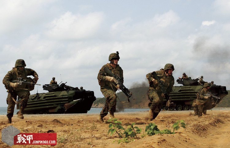 步枪手和机枪手,美国海军陆战队装备m27吗