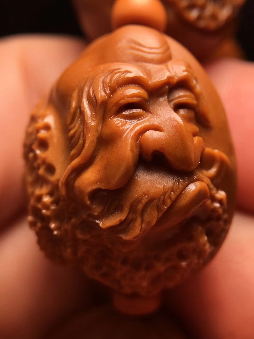 颐缘轩精品橄榄核雕,精品手工橄榄核雕