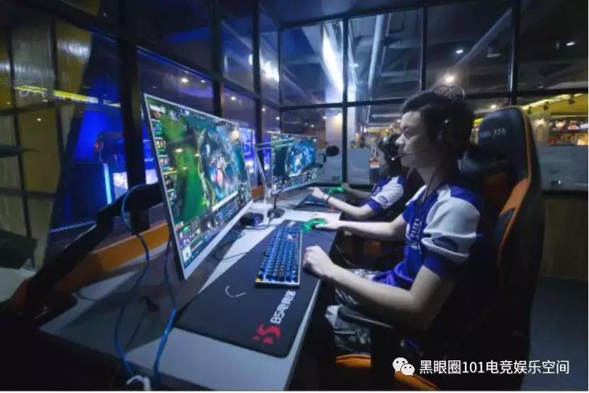 打破次元壁进入二次元动漫,二次元动漫歌会