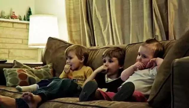 孩子最怕妈妈对自己说的话,孩子说妈妈我怕怎么回答