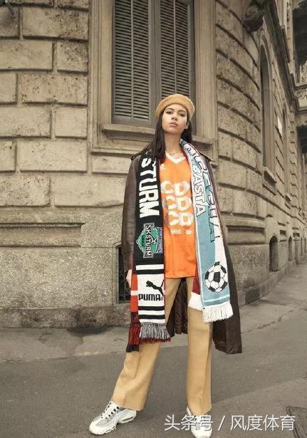 怎样穿球衣才不会怪怪的,怎么穿球衣不露腋下