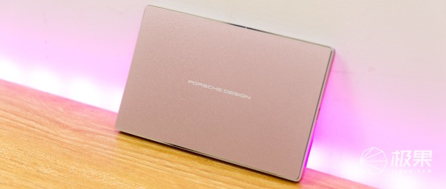 精致纤薄、高效稳定，LaCie保时捷设计2TB移动硬盘测评