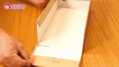 鞋子不用刷就能干净的方法,鞋子里倒东西