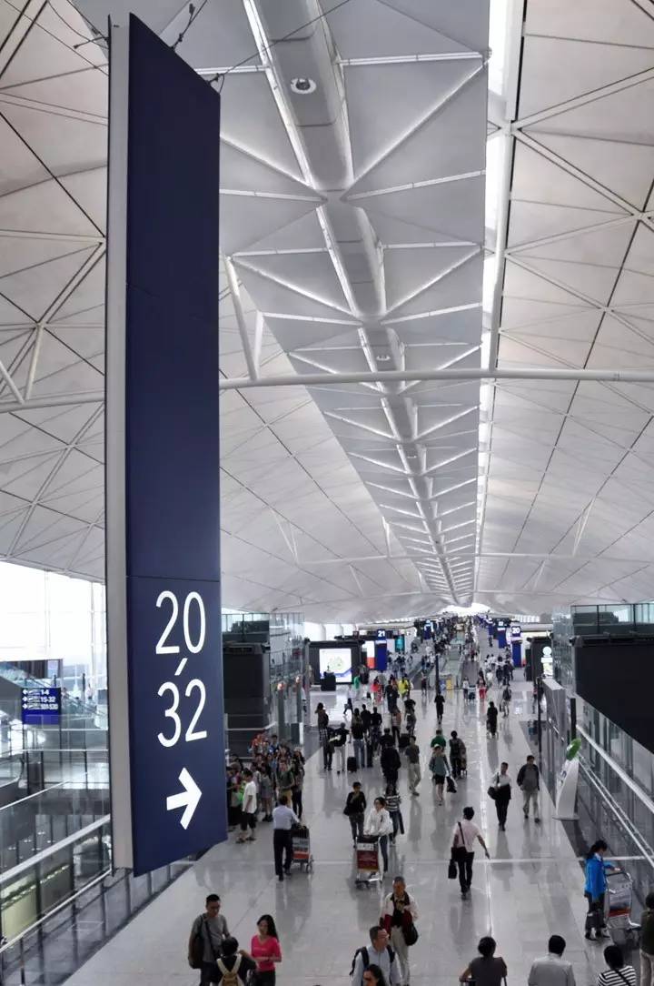 空港观察郑州,航站楼设计标识