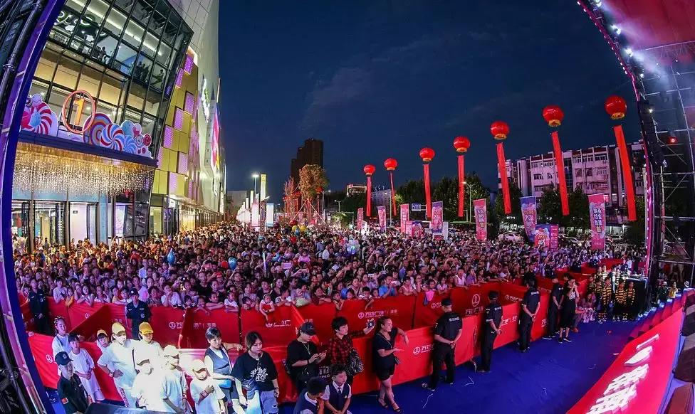太疯狂了!今天,全淮南人都去了这个地方,万达广场盛大开业……