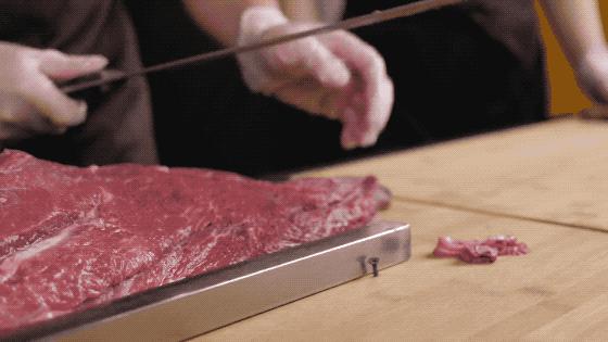 好吃到爆的老式烤牛肉,自助烧烤怎么烤牛肉才好吃又香