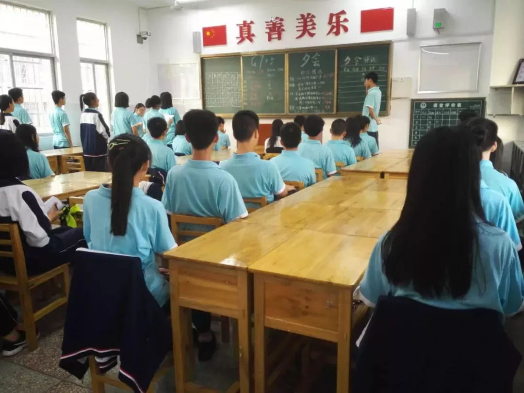 风正好扬帆图片,风正好扬帆的上句