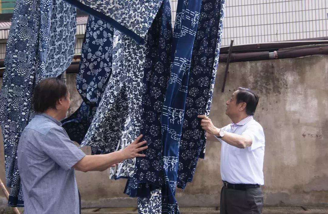 下工厂进车间,“80后”韩美林勃发生命本质里的艺术渴望