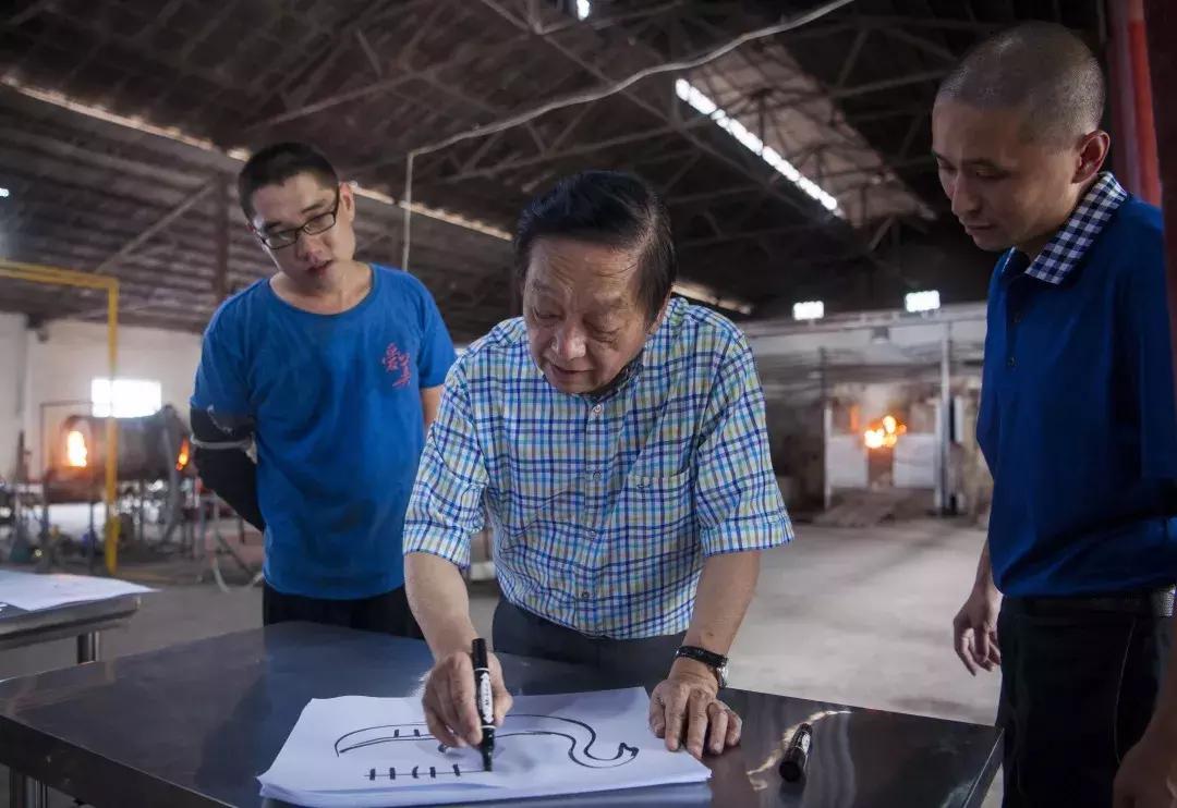 下工厂进车间，“80后”韩美林勃发生命本质里的艺术渴望