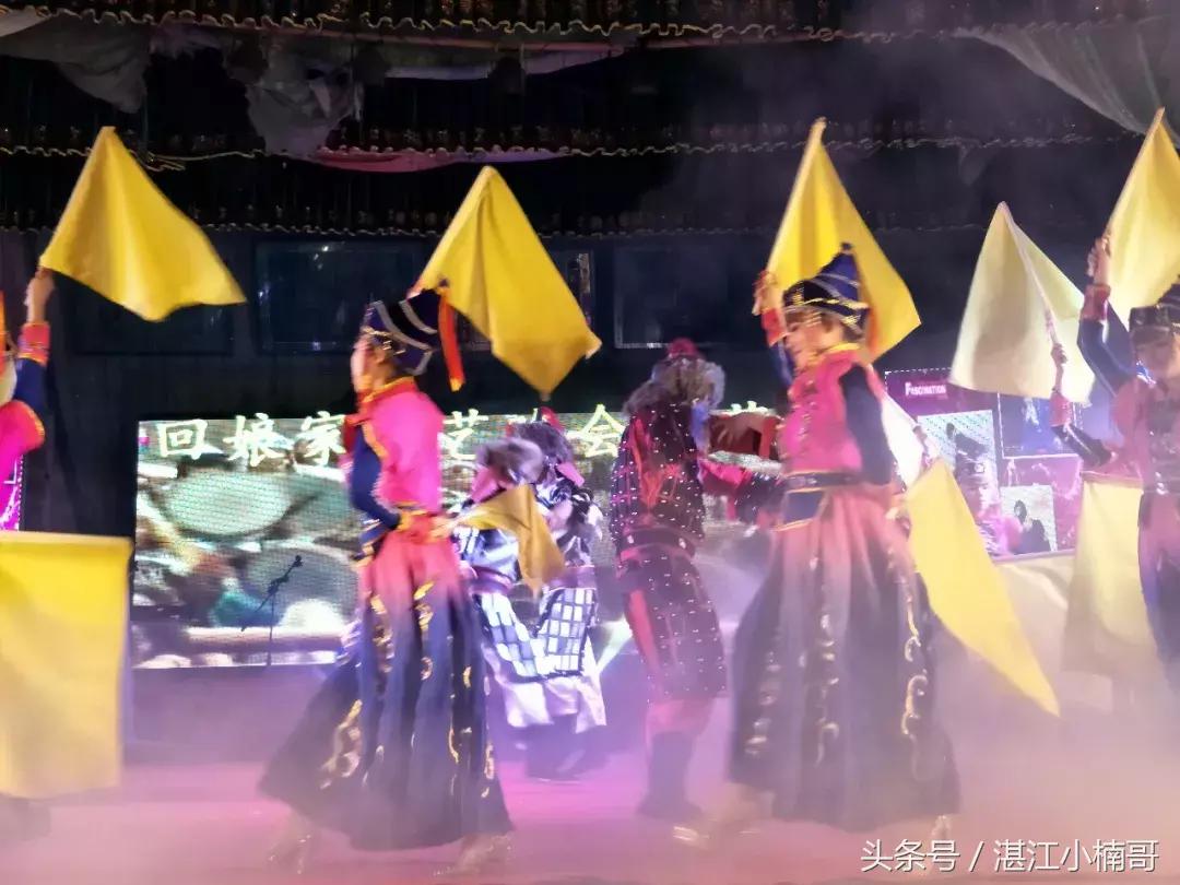 杨家镇安榄村外嫁姐妹回娘家聚会,雷州官茂村姐妹回娘家