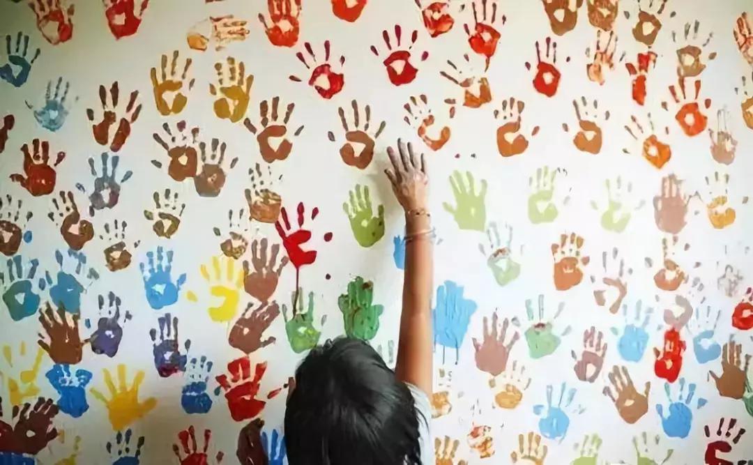 幼儿园墙面装饰教程简单,幼儿园墙面装饰好玩的颜色