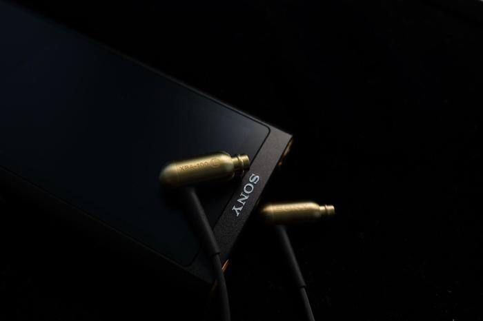 索尼出过的神级耳机,索尼最值得买的一款耳机