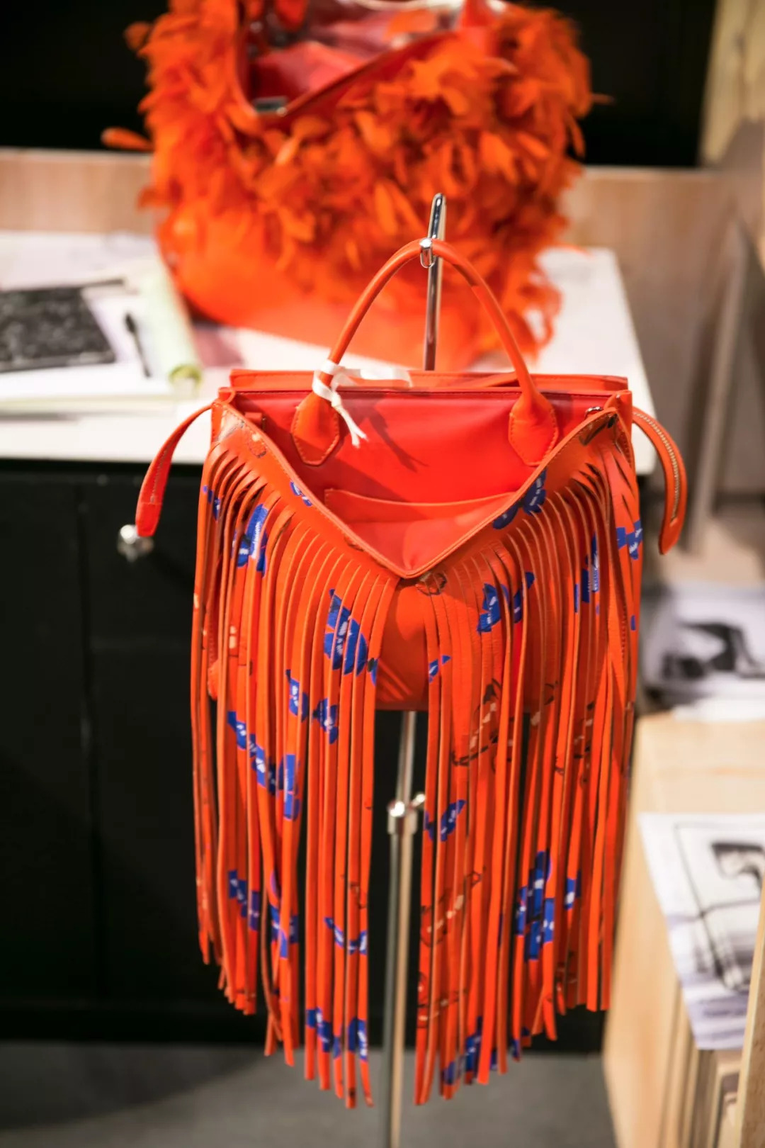 阿秋秋说｜10个角度，麻溜带你去趟香港时装周