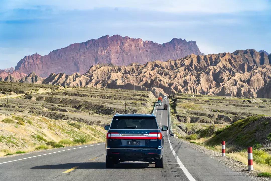 林肯领航员评测试驾视频,试驾评测2022款林肯领航员总统版
