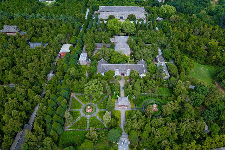 探寻自然与历史的魅力,走进大自然了解历史人文