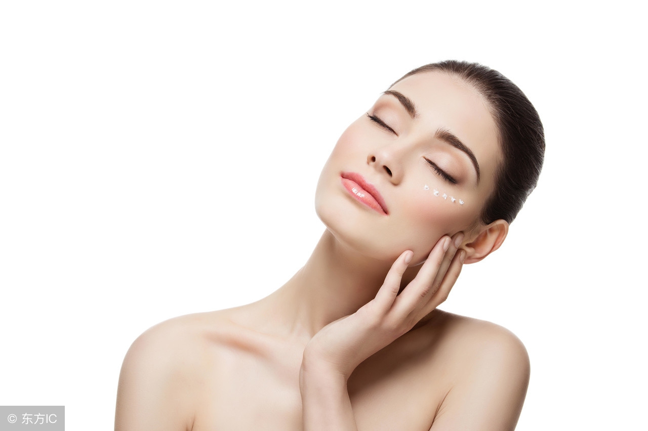 军训晒黑后如何迅速白回来,军训被晒黑怎么白回来