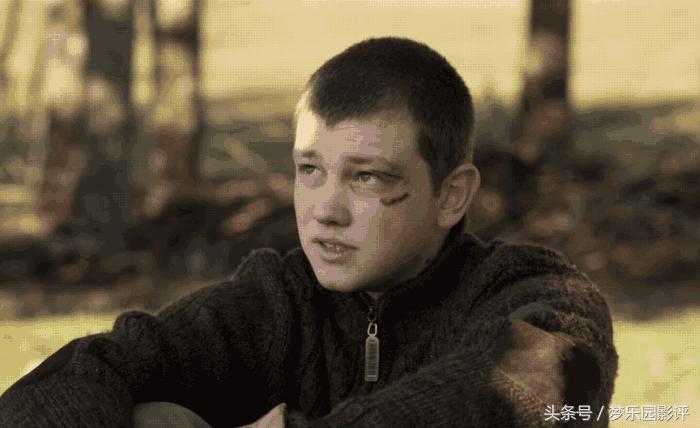 不是与神同行，而是《与神同行的少年》