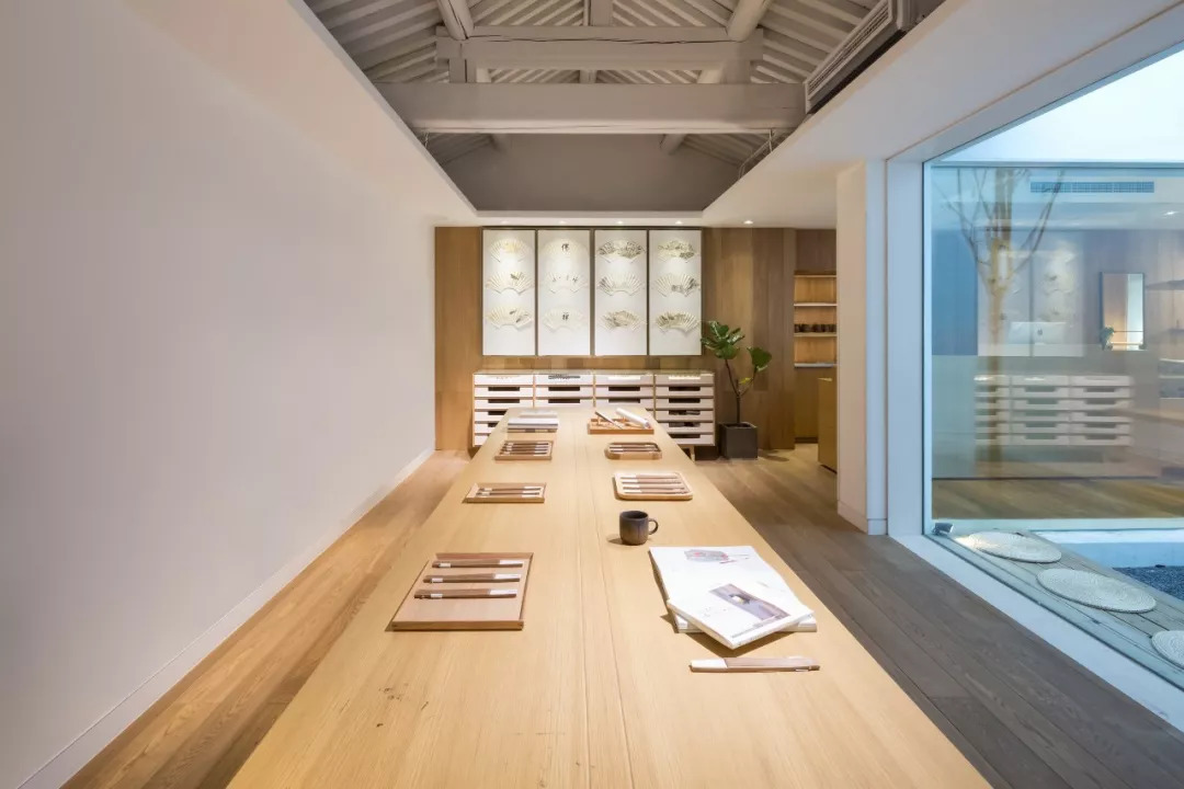 南锣鼓巷一居室带院,南锣鼓巷一室一厅带露台小院